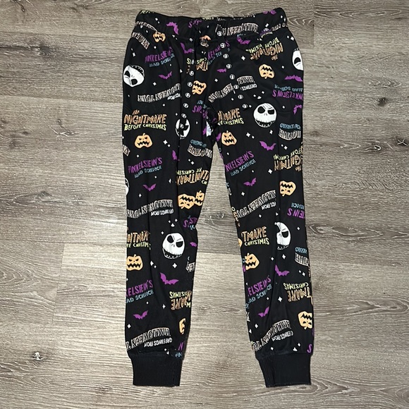 Jack Skellington in nightmare before Christmas pj bottoms - Picture 2 of 6